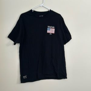 Large Black Howitzer Short Sleeve T-Shirt